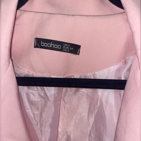 Boohoo pink cropped blazer button up - Picture 3 of 5